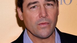 Kyle Chandler Wallpaper For IPhone 7