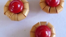 Unusual Buttons Photo Download