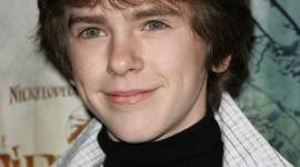Freddie Highmore Wallpaper For IPhone