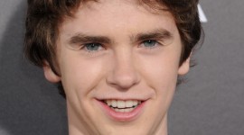Freddie Highmore Wallpaper For IPhone Download