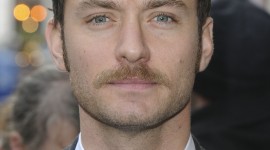 Jude Law Wallpaper For IPhone