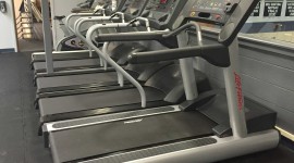 Running On A Treadmill Desktop Wallpaper