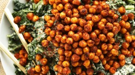 Salad With Chickpeas Wallpaper For IPhone