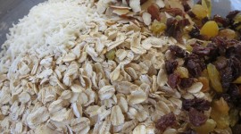 Oatmeal With Dried Fruits Wallpaper For PC