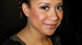 Tracie Thoms Wallpaper For IPhone Download