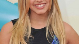 Gracie Dzienny Wallpaper For IPhone Download