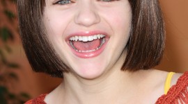 Joey King Wallpaper For IPhone 7