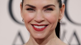 Julianna Margulies Wallpaper For The Smartphone
