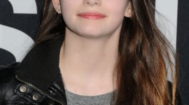 Mackenzie Foy Wallpaper For IPhone Download