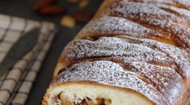 Plum Strudel Wallpaper For IPhone Free