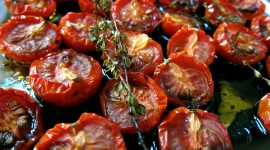 Roasted Tomatoes Wallpaper Background