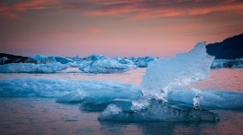4K Iceberg Photo