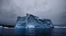 4K Iceberg Wallpaper