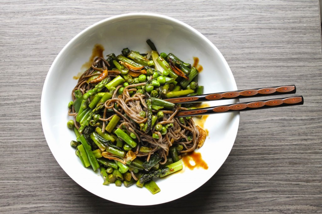 Buckwheat Noodles With Vegetables wallpapers HD