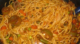 Spaghetti In Chinese Desktop Wallpaper HD