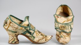16th Century Shoes Wallpaper