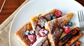 French Toast With Berries Wallpaper For IPhone 6