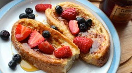 French Toast With Berries Wallpaper High Definition
