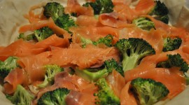 Salmon With Broccoli Wallpaper Full HD