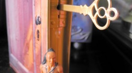 The Indian In The Cupboard For IPhone#1