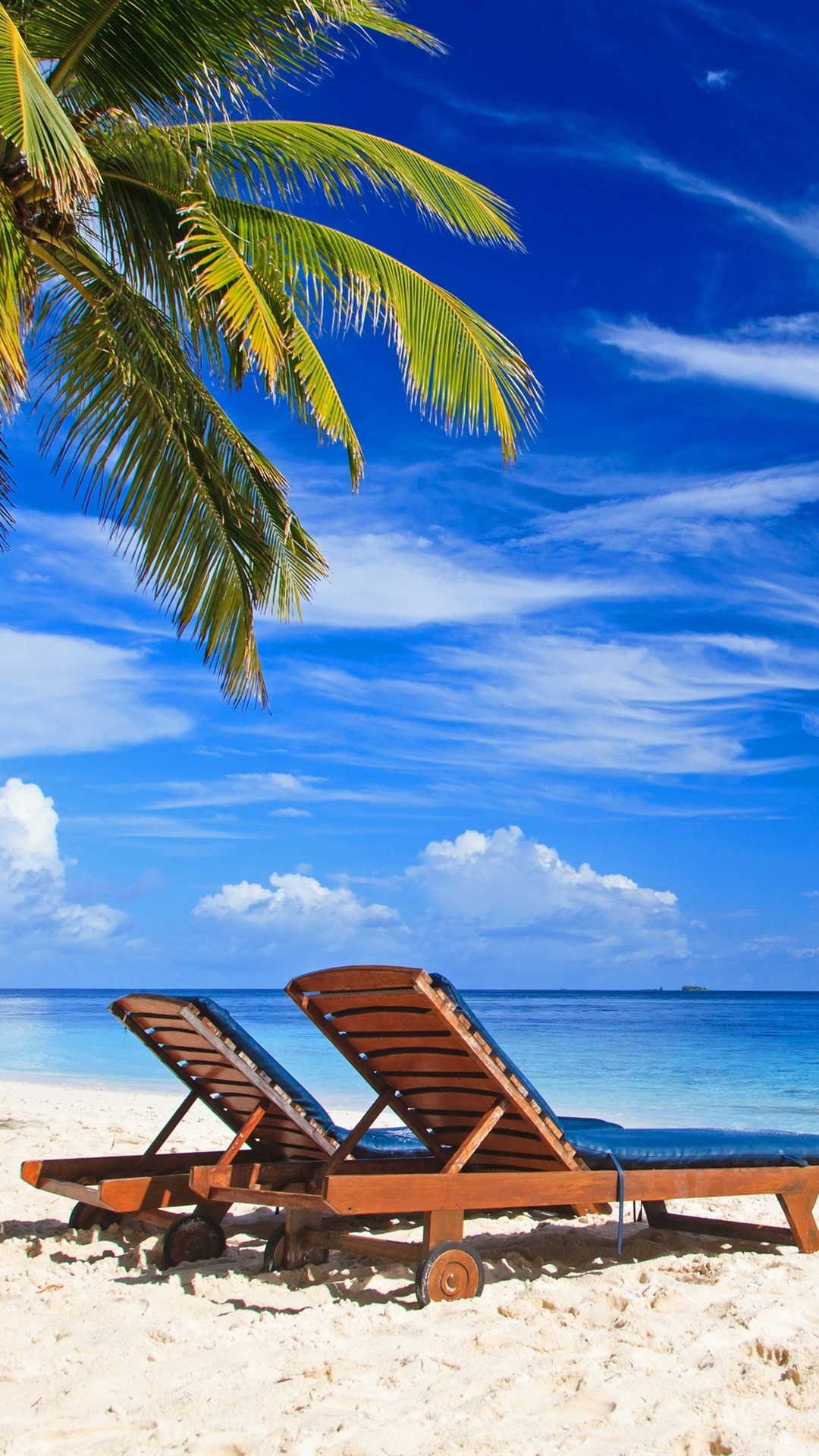 4K Beach Chairs Wallpapers High Quality | Download Free