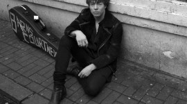 Barns Courtney Wallpaper For PC