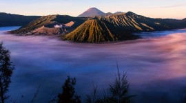 4K Fog Volcano Wallpaper Full HD