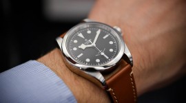 4K Men's Wrist Watch Photo Free