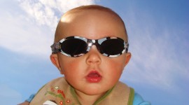 Baby Glasses Desktop Wallpaper