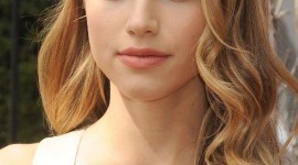 Halston Sage Wallpaper For The Smartphone