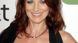 Laura Leighton Wallpaper For IPhone