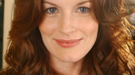 Laura Leighton Wallpaper For IPhone 7