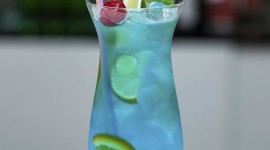 Blue Lagoon Cocktail For IPhone#1
