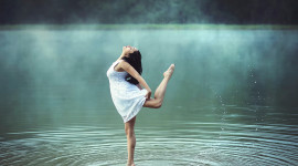 Dance In Water Photo
