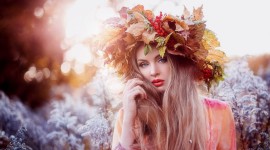 Model Autumn Wreath Desktop Wallpaper