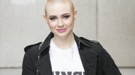 Fashion Bald Picture Download