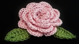 Knitted Flowers Wallpaper