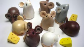 Mouse Figurines Wallpaper
