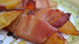 Potatoes Wrapped In Bacon Full HD