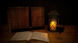 Books Candle Photo Download