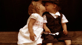 Children Kiss Photo Free