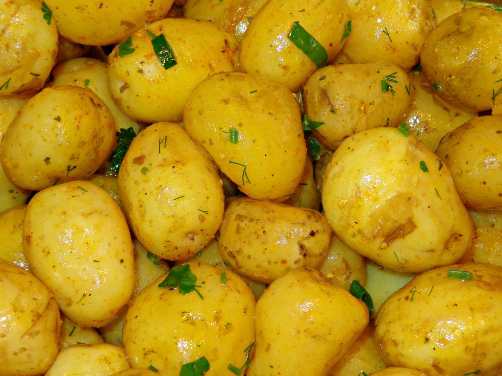 Potato With Herbs wallpapers HD