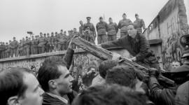 The Collapse Of The Berlin Wall Wallpaper HQ