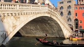 4K Bridge Venice Wallpaper For IPhone