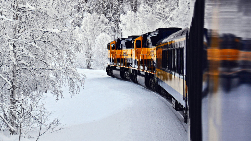 4K Winter Train wallpapers HD