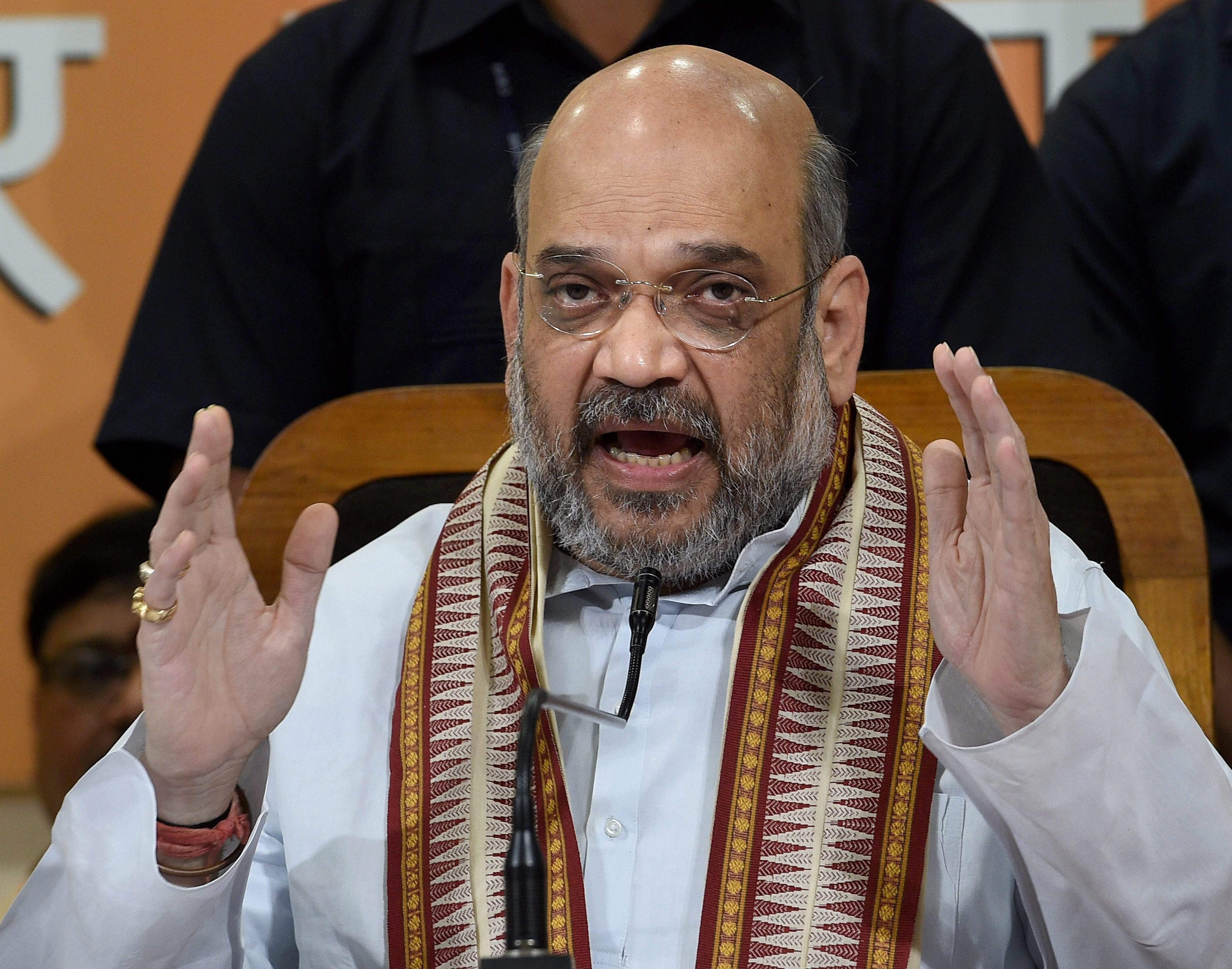 Amit Shah criticizes the RJD-JDU coalition as an "oil-water alliance" while also criticizing the INDIA bloc.