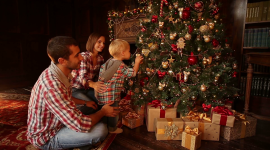 Children Decorate The Christmas Tree 1080p