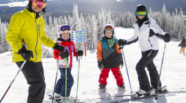 Children Skiing Desktop Wallpaper