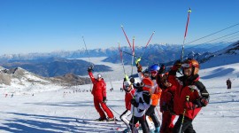 Children Skiing Wallpaper Download