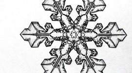 Draw Snowflakes Wallpaper HQ
